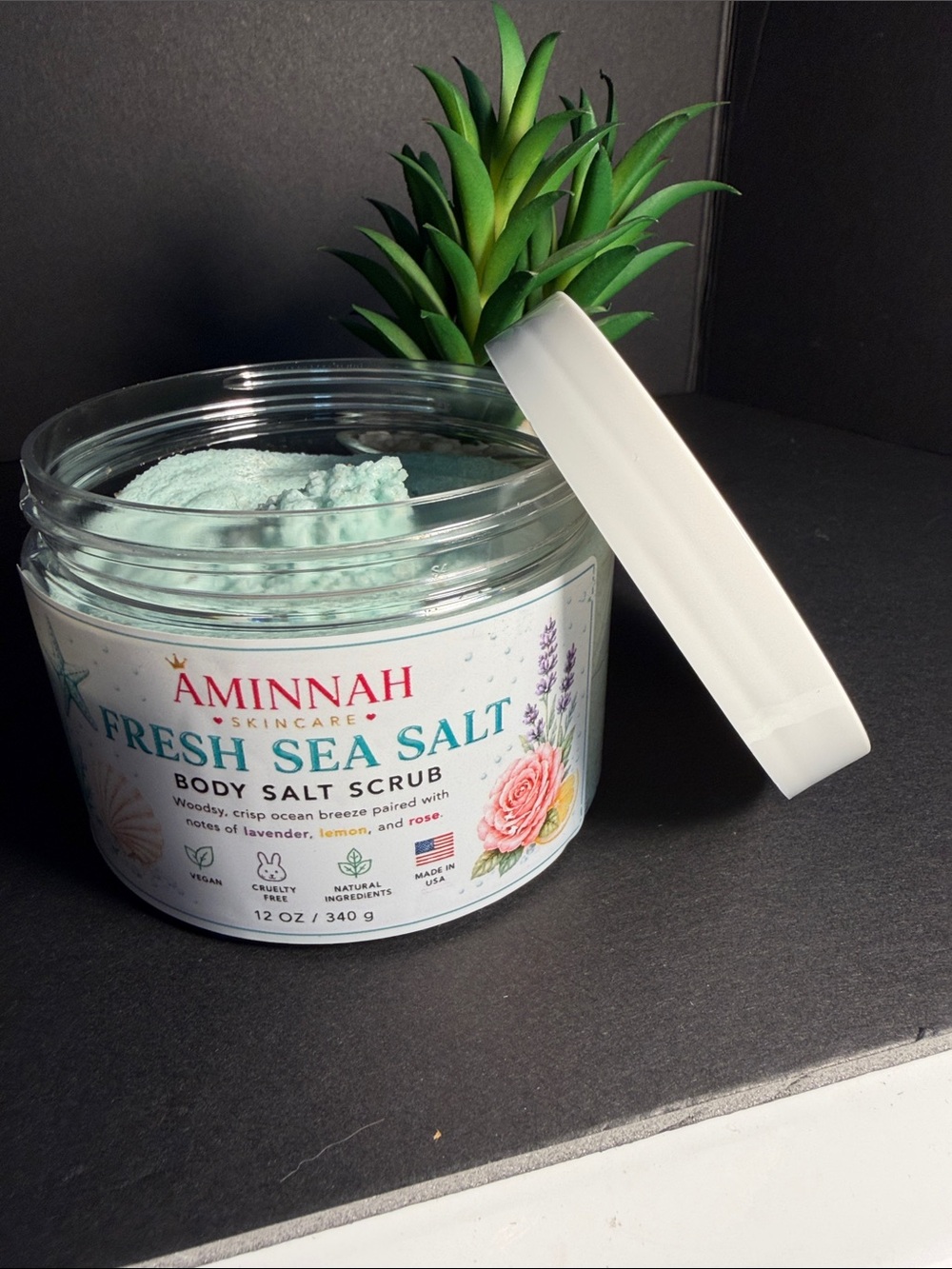 Aminnah Sea Salt 
Body Salt Scrub 12 oz